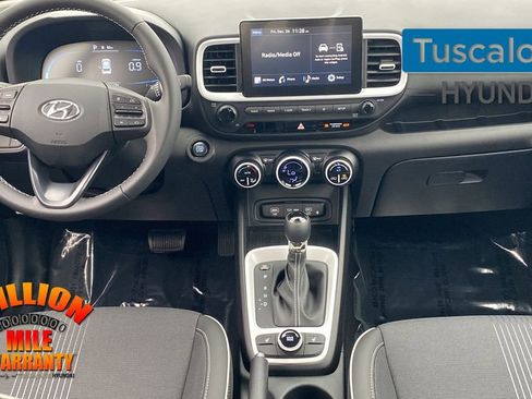 New 2026 Hyundai Venue SEL image 26