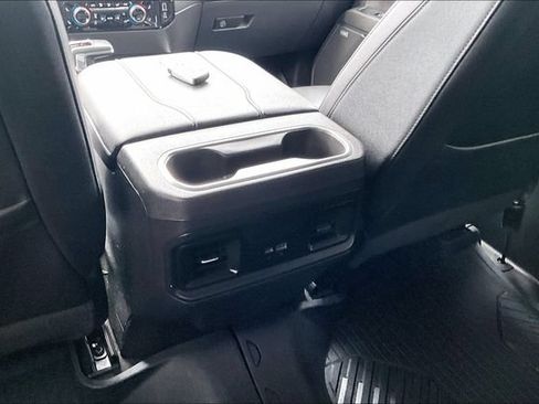 Used 2024 Chevrolet Silverado 1500 LT Trail Boss w/ LT Trail Boss Premium Package AWD/4WD image 23