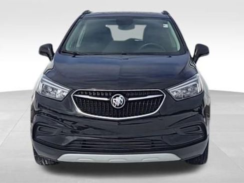 Used 2022 Buick Encore Preferred w/ Safety Package image 2