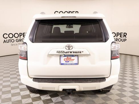 Used 2015 Toyota 4Runner SR5 image 23