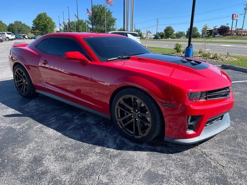 Used 2012 Chevrolet Camaro ZL1 RWD image 2