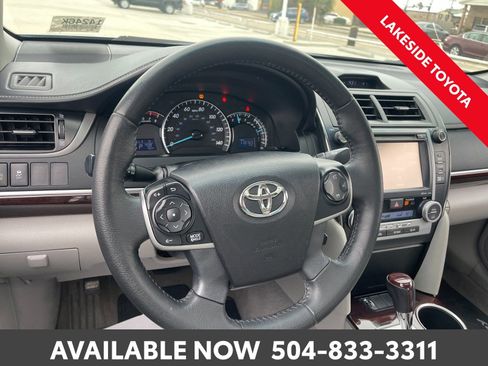 Used 2014 Toyota Camry XLE image 22