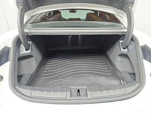 Used 2024 Porsche Taycan RWD image 25
