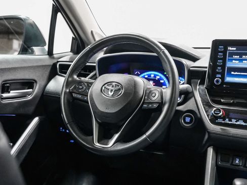 Certified 2022 Toyota Corolla Cross XLE w/ Convenience Package AWD/4WD image 16