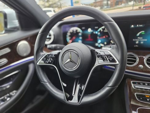 Used 2022 Mercedes-Benz E 350 4MATIC Sedan image 20