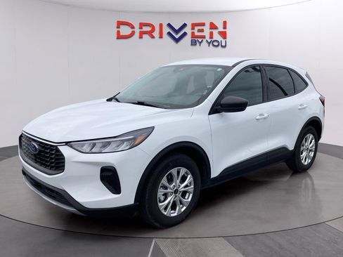 Used 2025 Ford Escape Active image 2