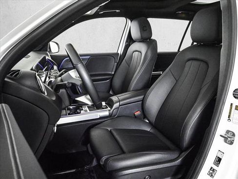 Certified 2026 Mercedes-Benz GLB 250 4MATIC image 18