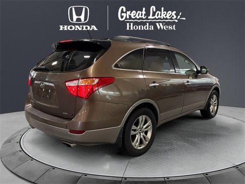 Used 2012 Hyundai Veracruz Limited w/ Entertainment Pkg image 5