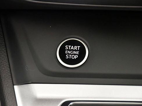 Used 2025 Audi Q3 2.0T Premium w/ Convenience Package image 30