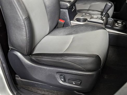 Certified 2022 Toyota 4Runner SR5 Premium image 34