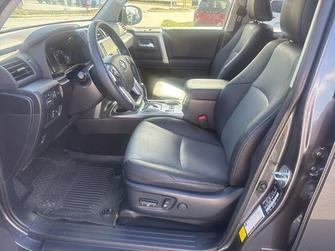 Used 2023 Toyota 4Runner SR5 Premium image 12