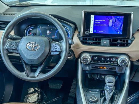 Used 2023 Toyota RAV4 XLE w/ Convenience Package AWD/4WD image 12