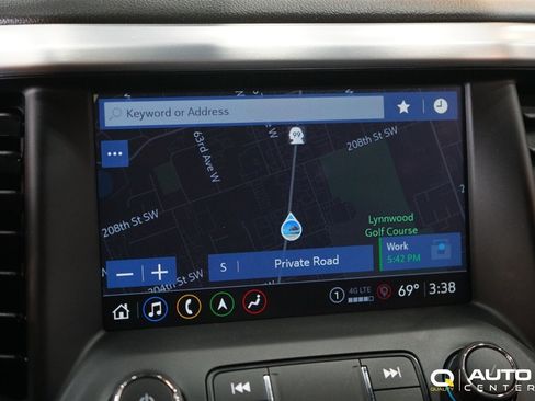 Used 2023 GMC Acadia SLE w/ Infotainment Package AWD/4WD image 22