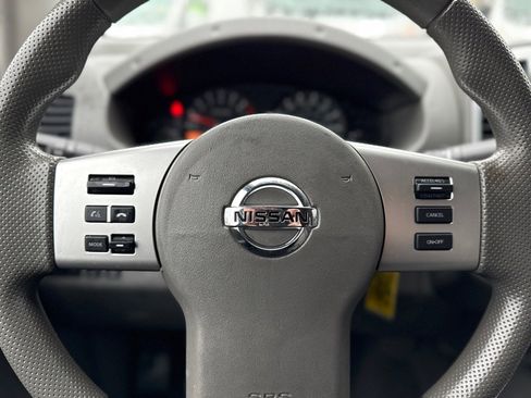 Used 2019 Nissan Frontier SV image 32