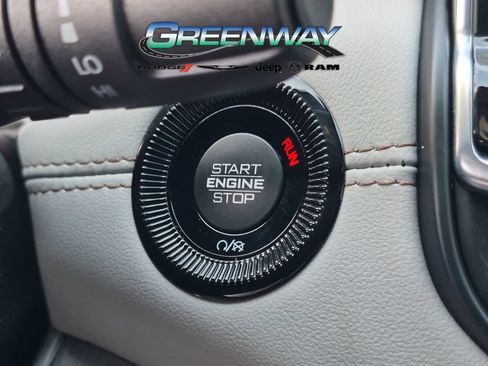 Used 2023 Jeep Compass Limited AWD/4WD image 23