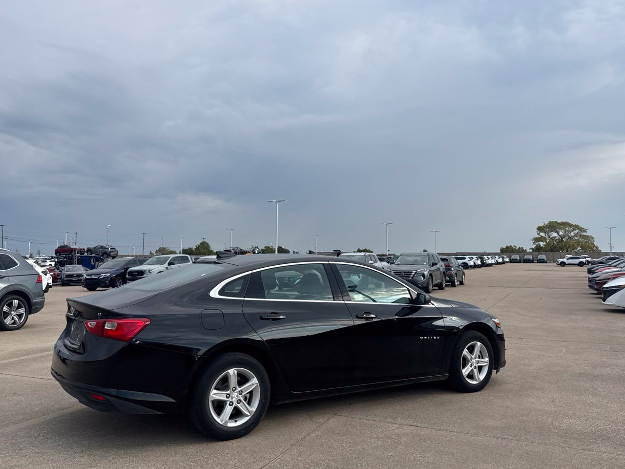 Used 2025 Chevrolet Malibu LT FWD image 24