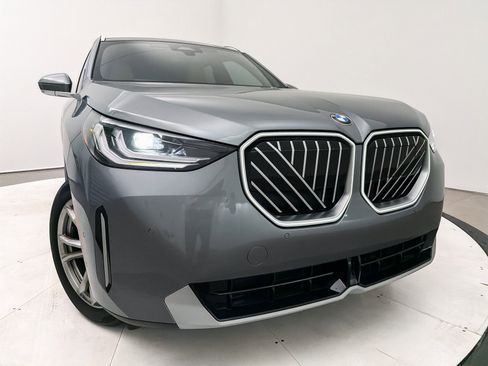 Used 2025 BMW X3 xDrive30i w/ Convenience Package image 2