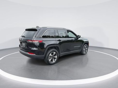 Used 2024 Jeep Grand Cherokee Limited 4xe AWD/4WD image 8