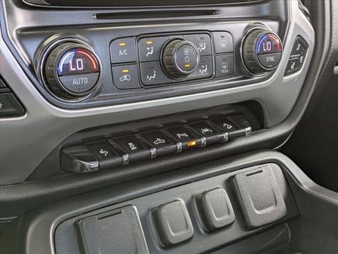 Used 2018 GMC Sierra 1500 SLT AWD/4WD image 12