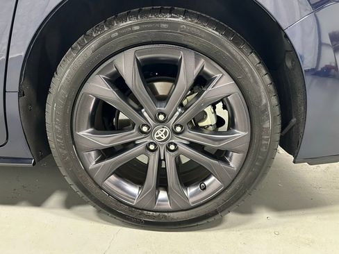 Used 2025 Toyota Sienna XSE image 68