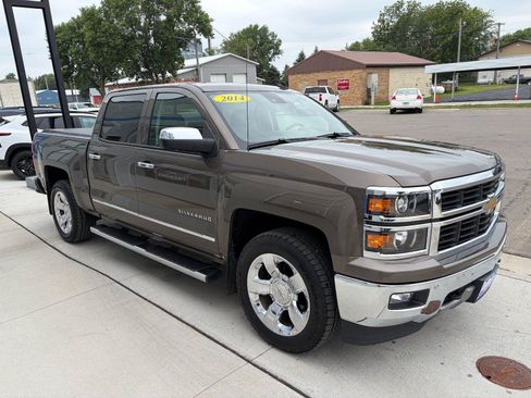 Used 2014 Chevrolet Silverado 1500 LTZ Z71 w/ LTZ Plus Package AWD/4WD image 6