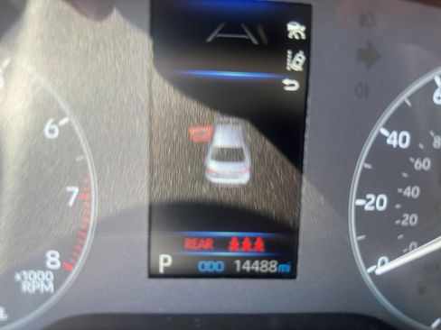 Used 2025 Toyota Corolla LE FWD image 10