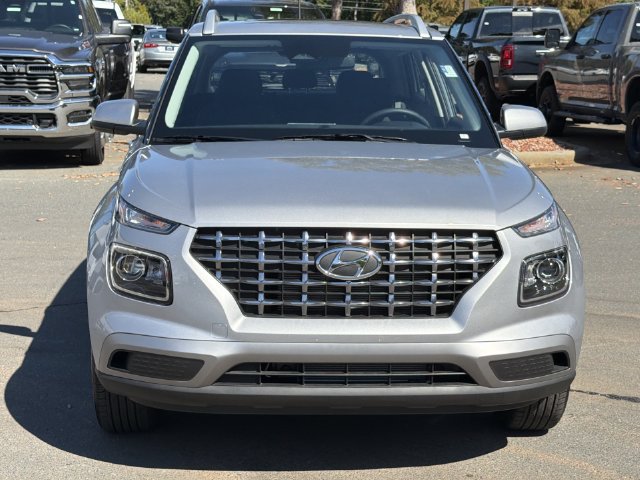Used 2026 Hyundai Venue SEL FWD image 16
