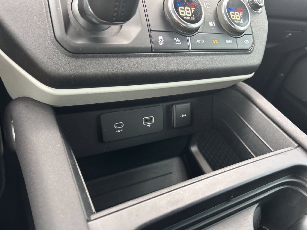 Used 2022 Land Rover Defender 90 S AWD/4WD image 28