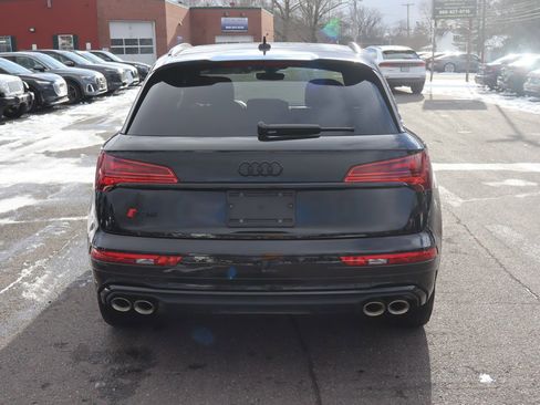 Used 2024 Audi SQ5 Premium Plus w/ Premium Plus Package image 6