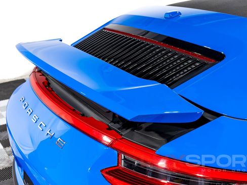 Used 2017 Porsche 911 Carrera 4S image 94