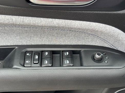 New 2026 Jeep Compass Latitude image 20