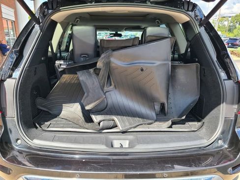 Used 2020 Nissan Pathfinder Platinum image 45