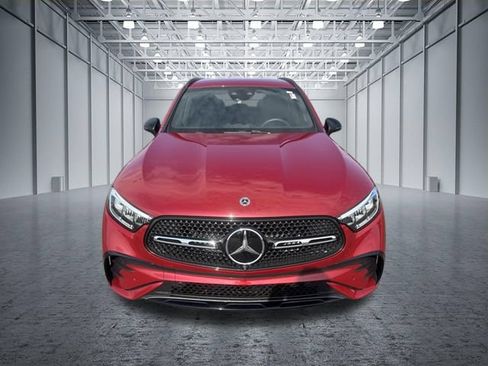 Used 2025 Mercedes-Benz GLC 300 image 8
