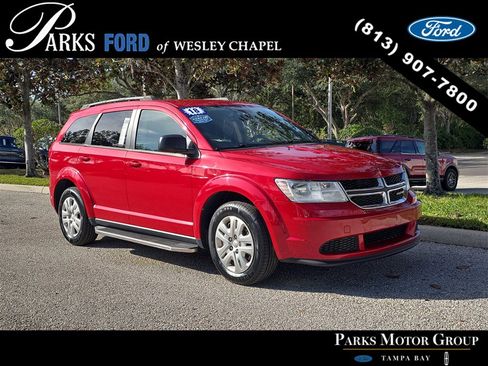 Used 2018 Dodge Journey SE image 1