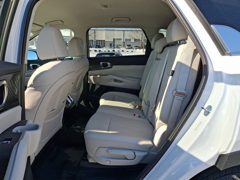 Used 2026 Kia Sorento EX image 9