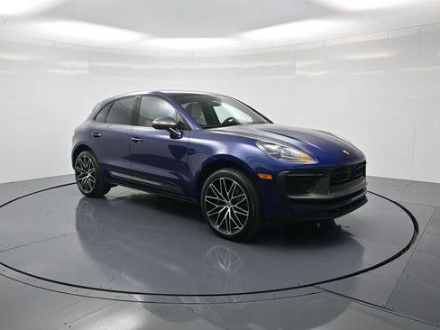 Certified 2026 Porsche Macan Turbo image 32