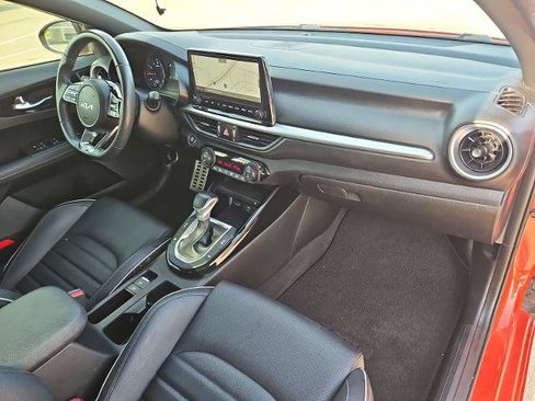 Used 2024 Kia Forte GT-Line w/ GT-Line Premium Package FWD image 27