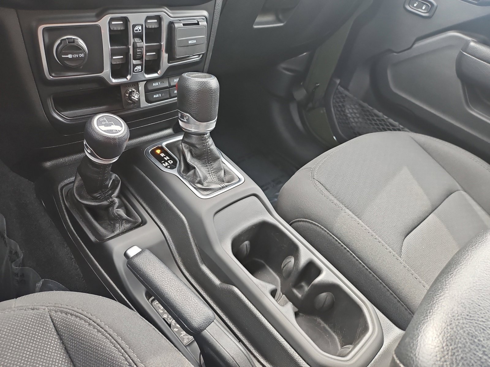 Used 2023 Jeep Gladiator Sport AWD/4WD image 26