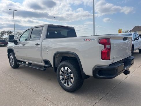 New 2026 Chevrolet Silverado 2500 Custom w/ Custom Value Package image 9