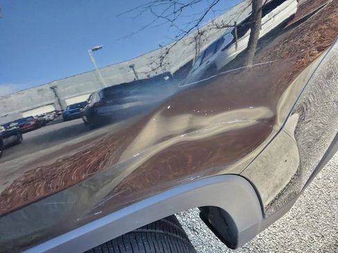 Used 2015 Jeep Cherokee Limited w/ Luxury Group image 37