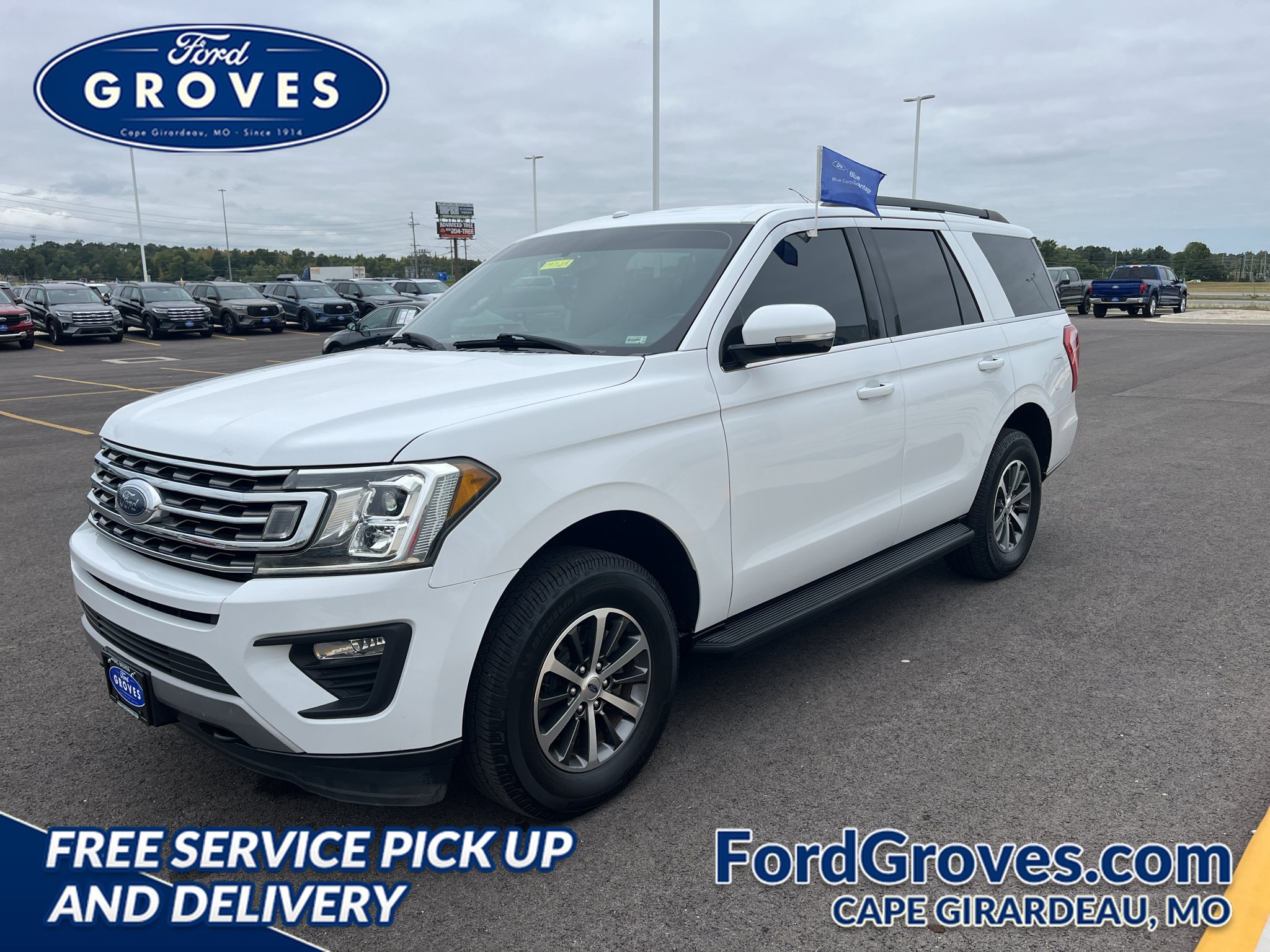 Used 2019 Ford Expedition XLT w/ Equipment Group 201A AWD/4WD image 1