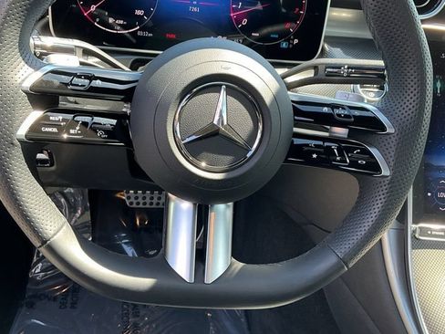 Used 2025 Mercedes-Benz C 300 4MATIC Sedan image 30