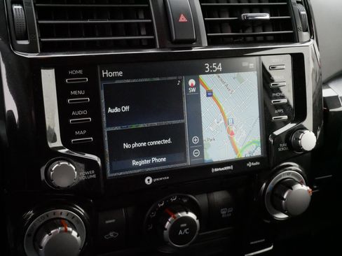 Used 2024 Toyota 4Runner TRD Off-Road Premium image 22