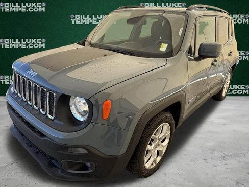 Used 2018 Jeep Renegade Latitude image 11