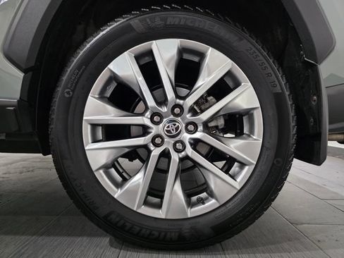 Used 2023 Toyota RAV4 XLE Premium AWD/4WD image 23