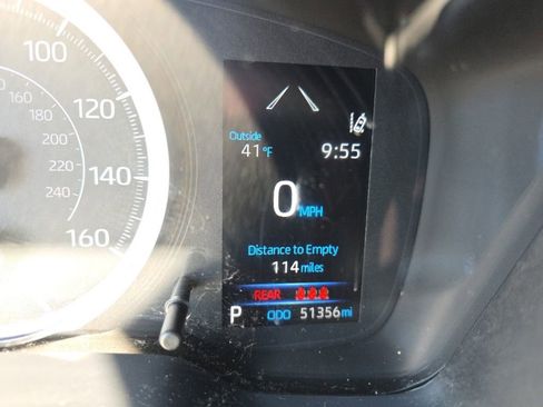 Used 2021 Toyota Corolla LE image 19