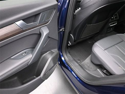 Used 2024 Audi Q5 2.0T Premium Plus image 18