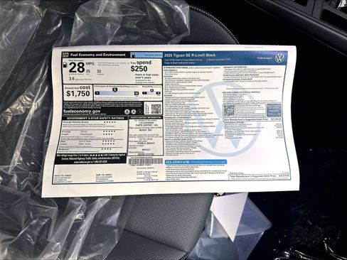 New 2026 Volkswagen Tiguan SE R-Line FWD image 13