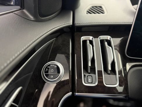 Used 2023 Mercedes-Benz S 580 4MATIC Sedan w/ AMG Line image 36