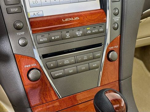 Used 2010 Lexus ES 350 FWD image 18